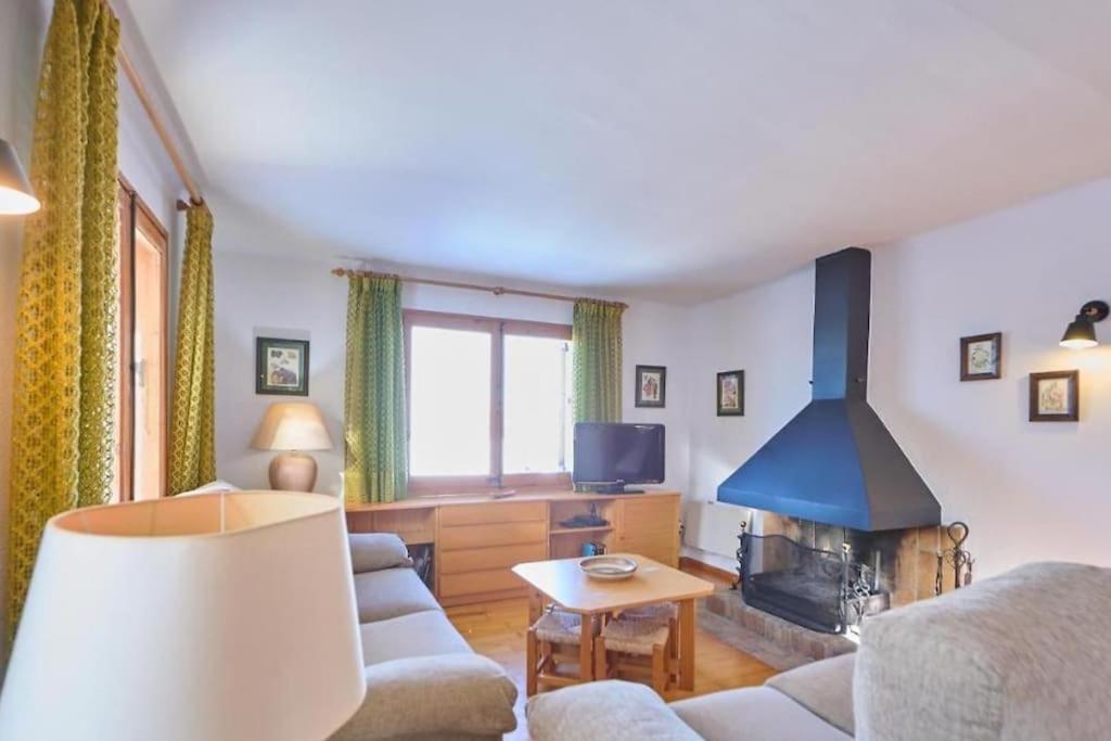 Casa L'Avet. El Vilar D'Urtx Escardacs Bagian luar foto